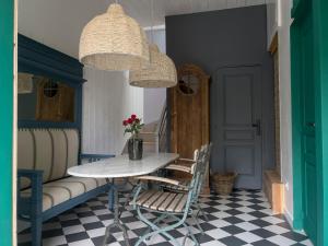 Appartement privé dans un hôtel particulier d'hôtes avec piscine & spa Libourne, Saint-Emilion