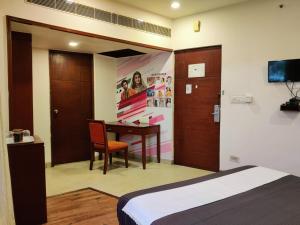 C Suites - Lotus Park