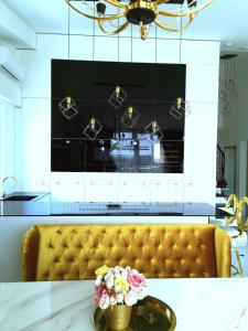 Luxury Penthouse with Large Terrace & Panoramic Old Town View