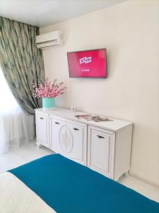 White Apartment Світло є завжди