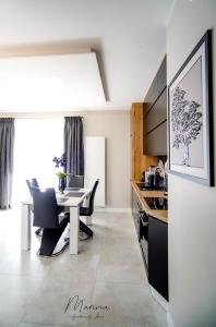 Marina Apartament 13 Iława - z prywatnym miejscem parkingowym