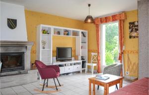 Maisons de vacances Awesome Home In Bugeat With Internet And 3 Bedrooms : photos des chambres