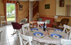 Maisons de vacances Awesome Home In Bugeat With Internet And 3 Bedrooms : photos des chambres