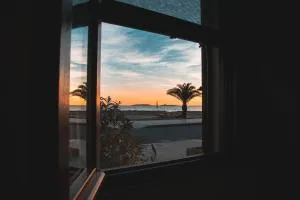 Dreams on the Sea - توري غراندي