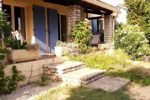 Villa provençale avec piscine et appartement privatif