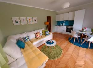 Apartments Iva