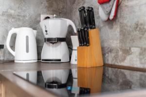 City Center white img10