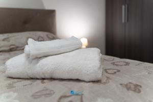 City Center white img15