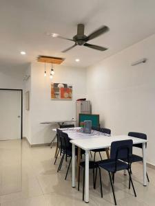 Cozy 119 Homestay Teluk Intan