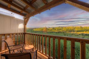 Miners Cabin #4 - King Bed - Private Balcony with Views