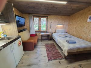 Skaisto saulrietu namiņš