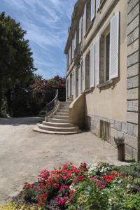 Les Deux Marguerite