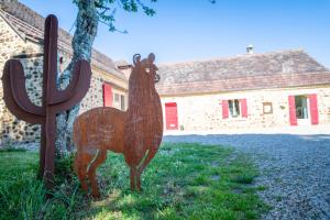 B&B / Chambres d'hotes La Fermette du Perougord a Rouffignac-St-Cernin Perigord Noir : photos des chambres