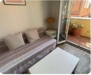 La Rosa di piazza Spagna