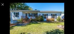 Tantallon Guest Room with Private Beach - Windsor