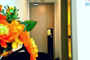 1BR Solemare Aseana MOA Okada Ayala Bay Mall COD Paranaque wWIFI