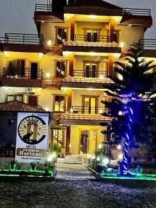 HOTEL CROWN HORIZON