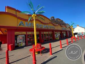 Palm Grove 182 - Pet friendly, WiFi, close to beach and clubhouse - Golden Palm Resort - Meadow Lakes Caravan & Lodge Hire