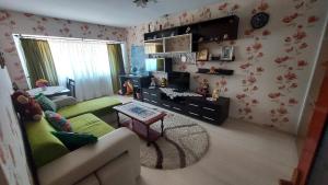 Apartament 2 camere Mangalia parter