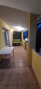 Artistika Golden Apartment img96