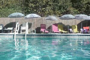 Maisons de vacances Les Glycines Gite - beautiful,peaceful location with Pool ( shared) and lots of things to see and do in the area. : photos des chambres