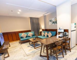 Biz Hotel Apartments