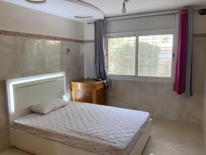 Rez-de-chaussée de villa agréable avec jardin dans un quartier calme et luxueux