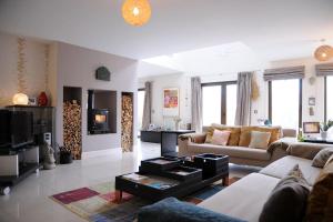 Modern 4 Bedroom House Ring of Kerry -Killarney - 4-star hotels in Killarney