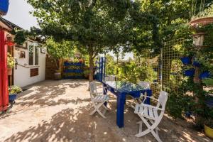 Casa con vistas increíbles, piscina Infinity y jardín con rincones preciosos