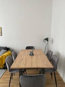 LUCKY STAYS LS04 - Vollausstattung - Zentrum - Aufzug - große Küche - 2 Zimmer - Smart-TV