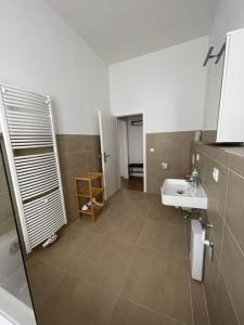 LUCKY STAYS LS04 - Vollausstattung - Zentrum - Aufzug - große Küche - 2 Zimmer - Smart-TV