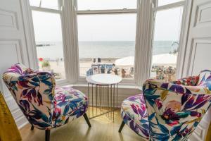 One-Bedroom Apartment room in Ar Lan y Mor Seaside Apartment