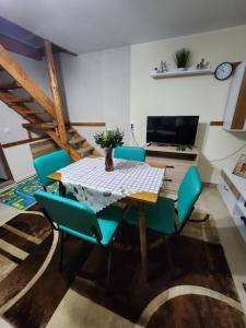 Casa din livadă - Cazare Măgheruș