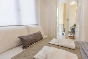 Costos Condos NEW 10B 2 Bedrooms Condo