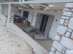 Panteronisia View Villa