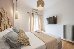 Nomad Pennie Home by CloudKeys