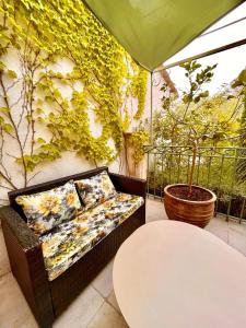 Maisons de vacances Charmant logement provencal avec piscine a deux pas du village medieval : photos des chambres