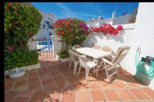 Los Pinos 15 Nerjarent