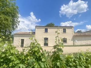 Maisons de vacances L'Eperonnette, cozy house surrounded by vineyard, near St Emilion : photos des chambres