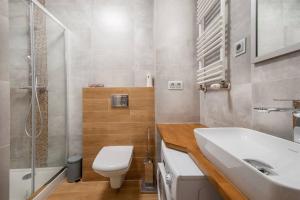 Funcional Easy Stay Condo- Kraków bezpłatne miejsce w garażu