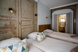 B&B / Chambres d'hotes Gite le pied du geant - Local securise pour les velos : photos des chambres