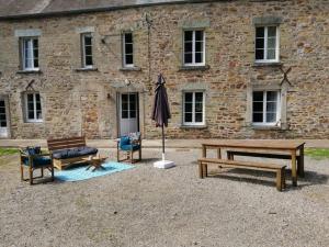 Maisons de vacances Jolie maison en pierre proche centre-ville : photos des chambres