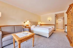 Standard Double Room room in Hotel Zugspitze