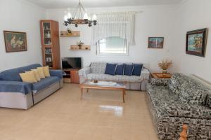 Mykoniatika on the wave apartment