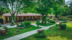 SIMI Luxury Suites