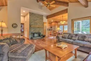 Tan Oak - Unit 37 - La Pine