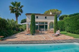 Villas Les Cypres du Sud Villa 10 personnes Piscine Golfe de Saint-Tropez Gassin : photos des chambres