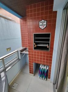 1 Apto em Canasvieiras 2 quadras mar e no centro edf camila