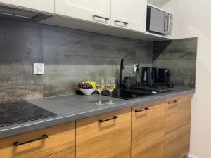 URBAN APARTMENTS PREMIUM, Opolska 10 No 67B, Free Garage, Self Check-in