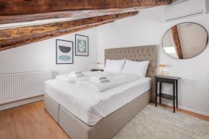 Apartments Madeleine